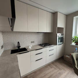 d2186b86-4087-48d6-8dc1-c9a9caf0e346