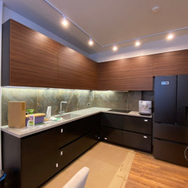 8b764b49-0bbc-49a9-8a10-7786f9fff51d